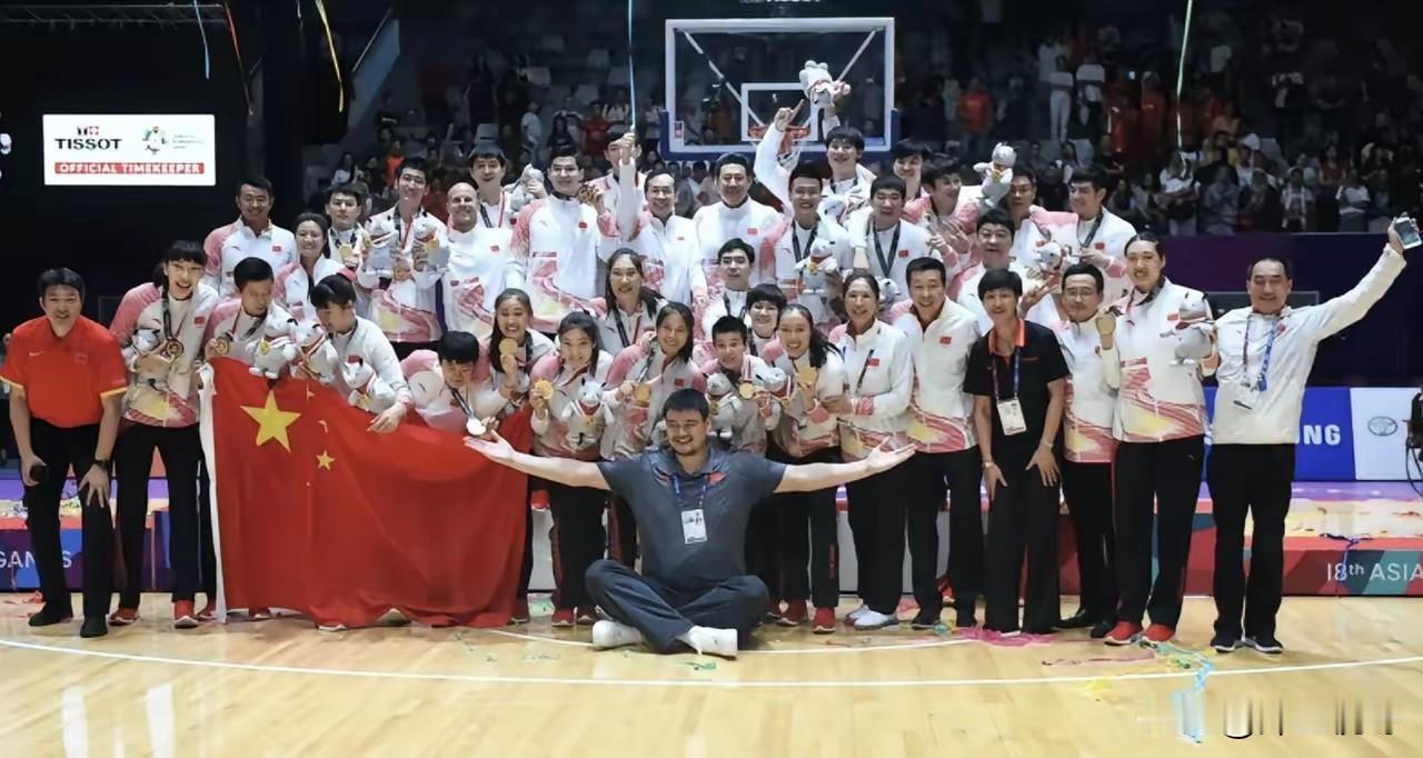中国篮球亚运会溃败：从雅加达四金到颗粒无收，那些积累已久的发展困局
 
中国篮球