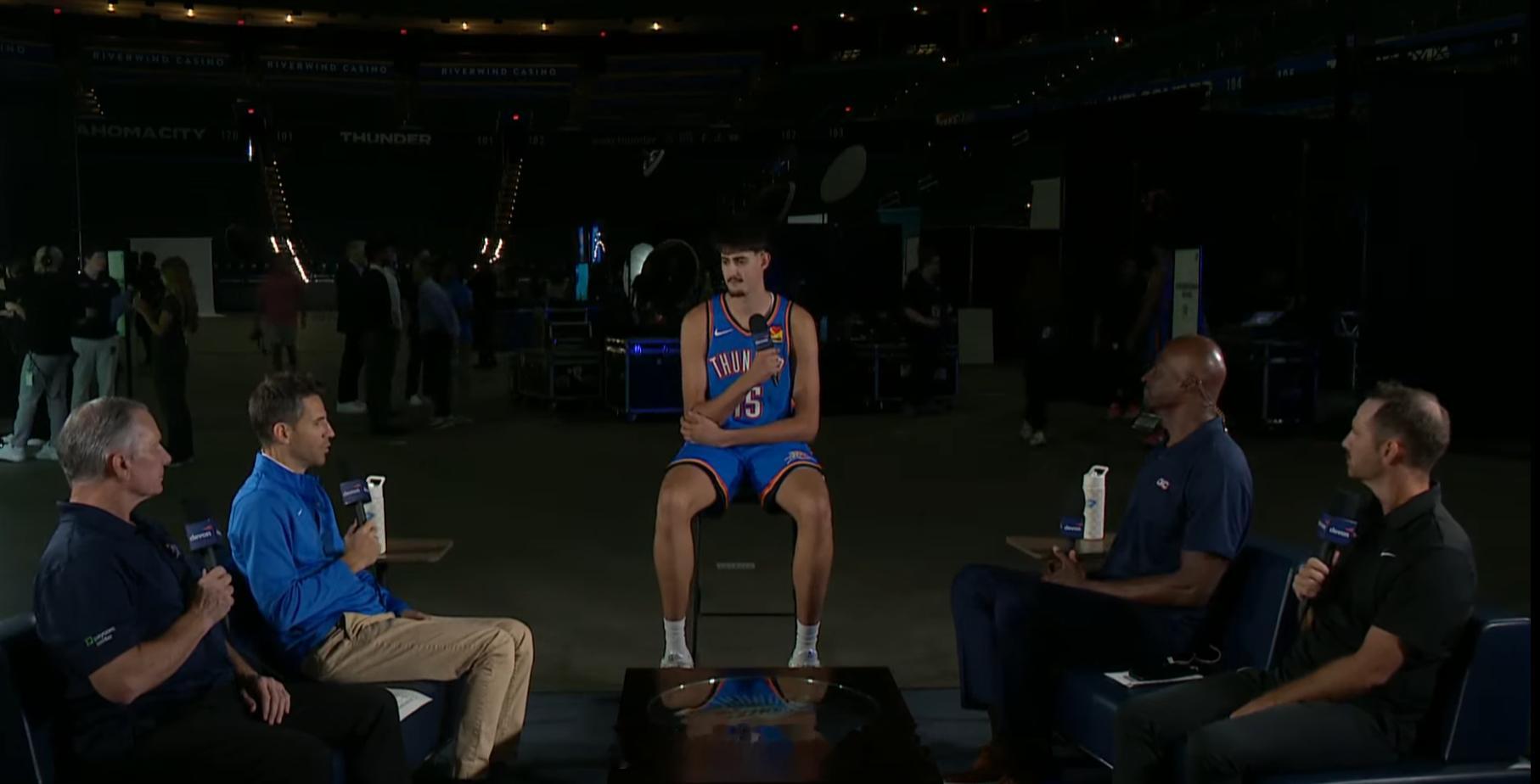 好大一只Aday雷霆[超话]thunderup ​​​