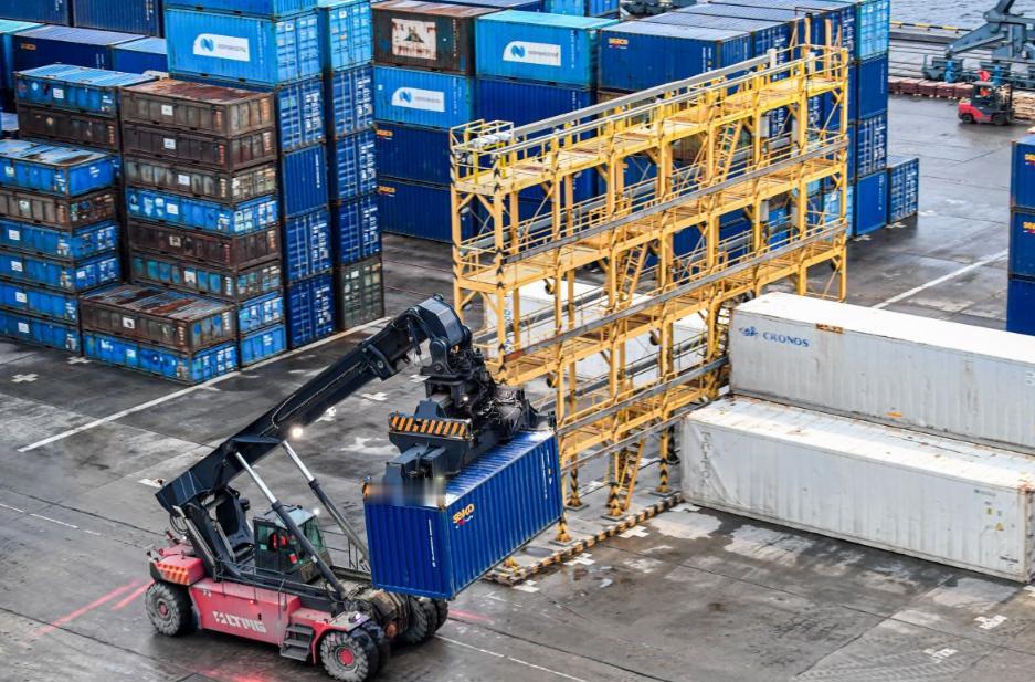 贸易风暴预警！2026年全球贸易将迎四大动荡，关税后遗症全面爆发
 
彭博新闻社