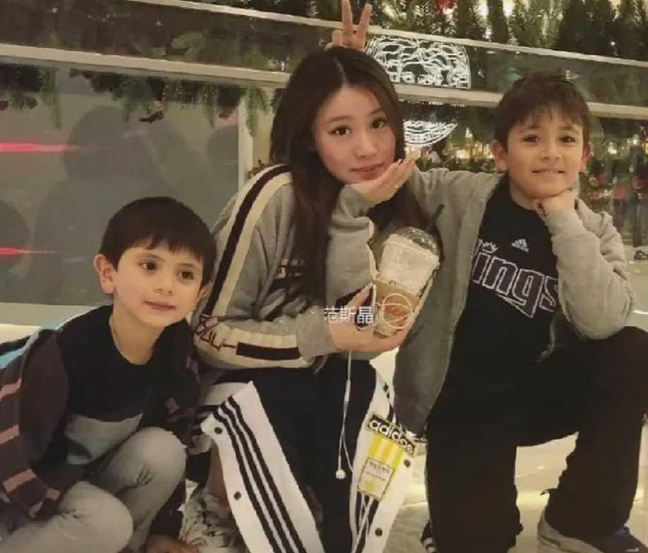 范志毅前妻李倩英国再婚，育两混血儿子
 范志毅前妻李倩离婚后定居英国，再婚组建新