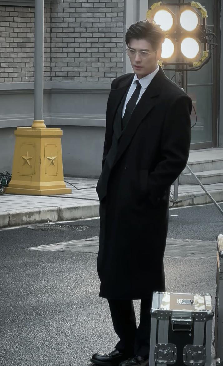 徐开骋风波后综艺首录  演员请就位3首录路透  徐开骋现身综艺首录，“爱宝”事件