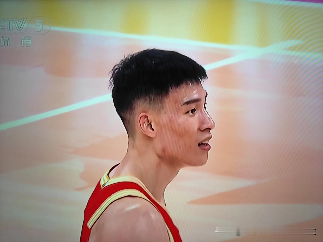 今晚的CBA总决赛，浙江浙商证券男篮能够扳回一城，除了胡金秋在这场比赛中的完美发