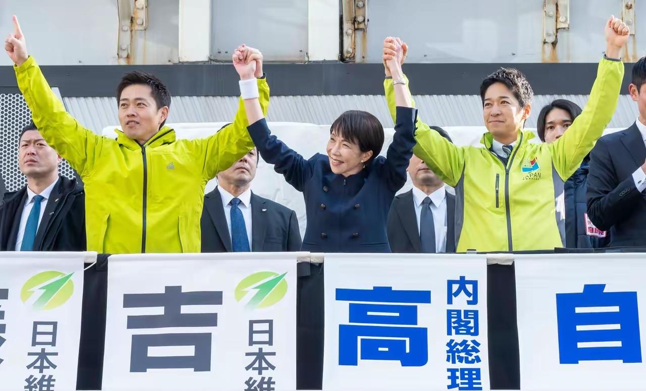 ​朝鲜出现一个非常惊奇地现象，当日本解散议会提前大选，这时候朝鲜就发射两颗弹道导