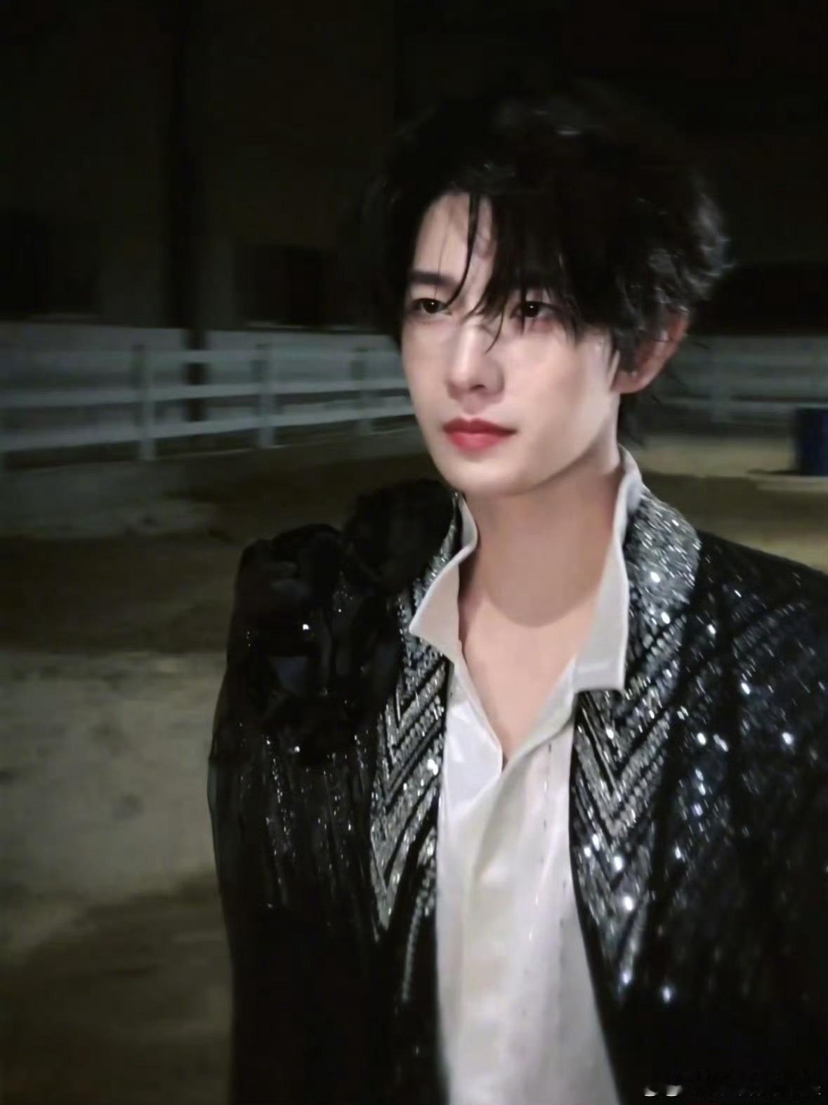 曝杨洋与悦凯到期不续曝杨洋到期不续约接，感觉粉丝已经期待很久了杨洋