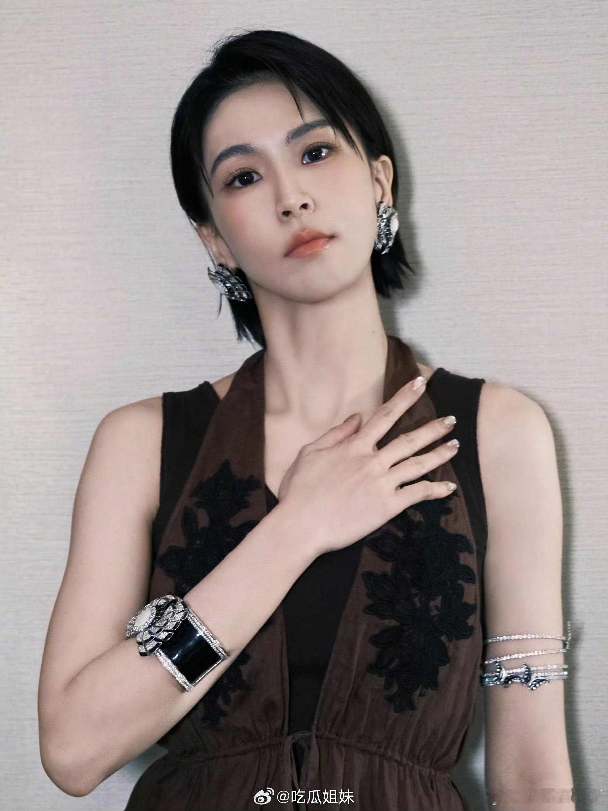 曾沛慈方发声明不愧是正规公司的声明 太体面了支持曾沛慈 