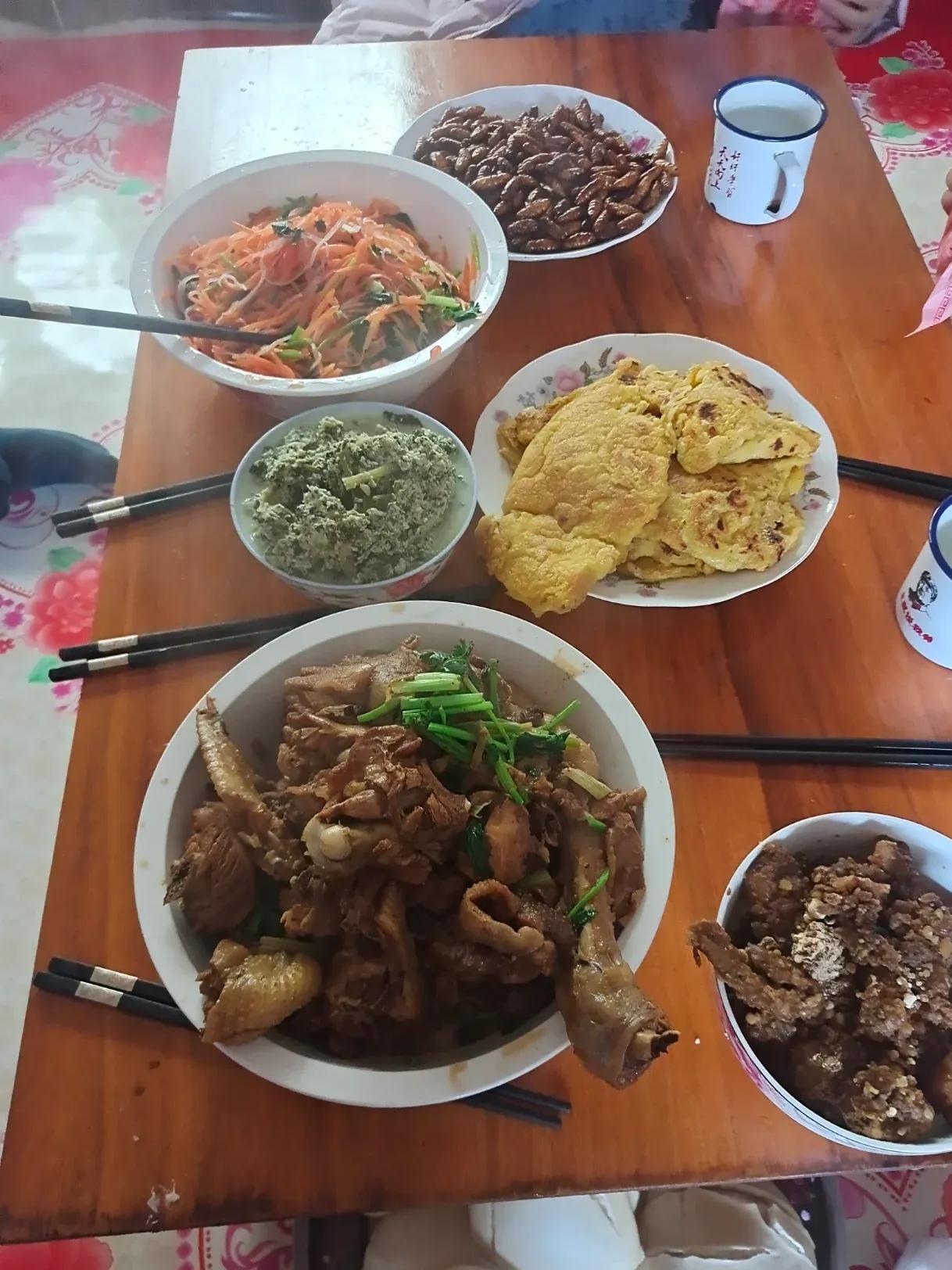 有没有人跟我一样，有这么一个从小到大的疑惑！

作为一个来自南方的人，看电视里视