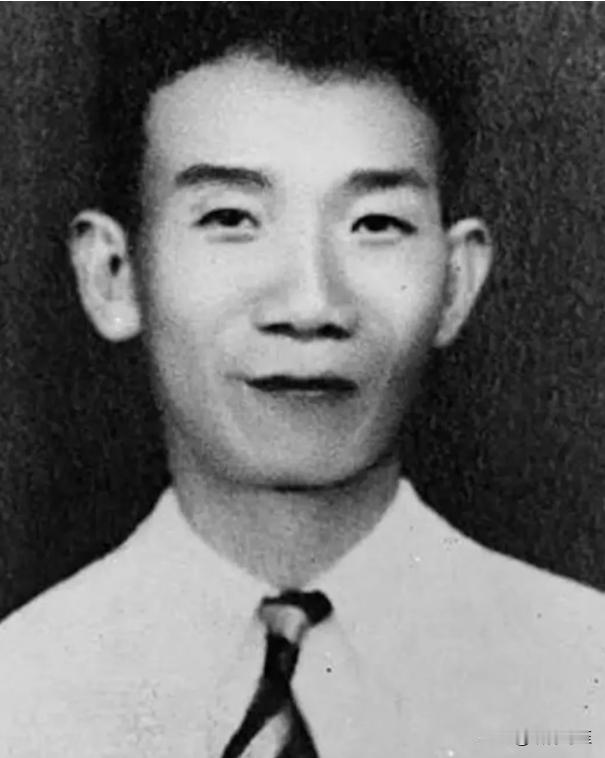 1919年，一青楼内来了个“奇葩”客人......“给我找一个年纪大，长得丑，没