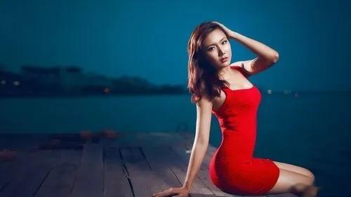 午后再砸一波，本来是4000点保卫战，现在变成3900点保卫战了。 