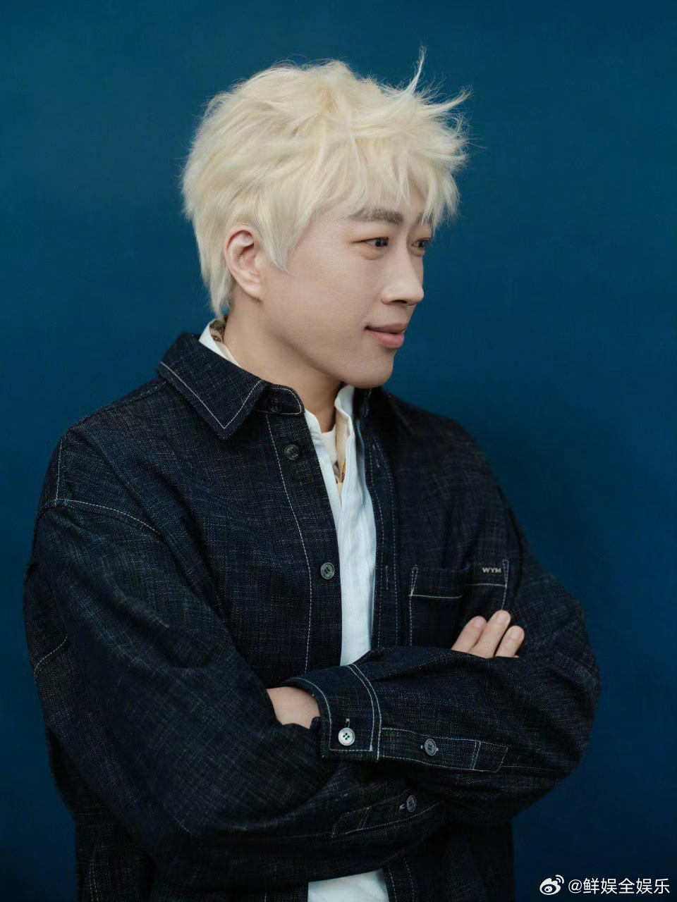 于正生日晒照 于正生日晒照，金发写真，怎么样？！于正生日金发写真