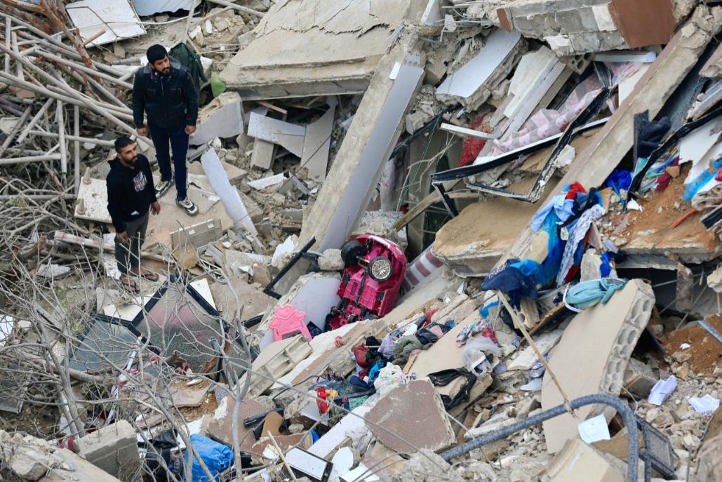 以色列挨揍，西方国家就坐不住了！10个西方国家跳出来劝黎巴嫩—别打了，别打了！