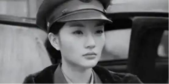 1978年，张春莲因经常买猪头肉，被举报，民警把她带走时，丈夫却愣了，张春莲说：