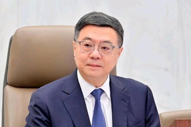 卓荣泰出来放话了！5月19日，岛内行政部门负责人卓荣泰声称，“中华民国”是一个主