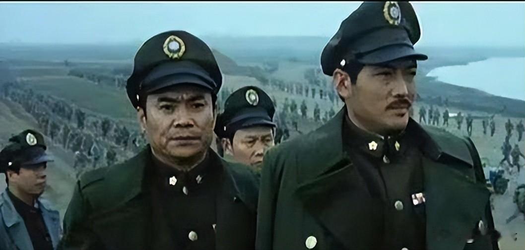 吴绍周，曾是国民党将领，在抗战期间屡立战功，投降后转变为为新中国贡献的军事专家。