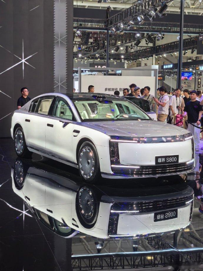 尊界S600曝光我才不管是S600还是S700在或者S900，反正出一台，我买一