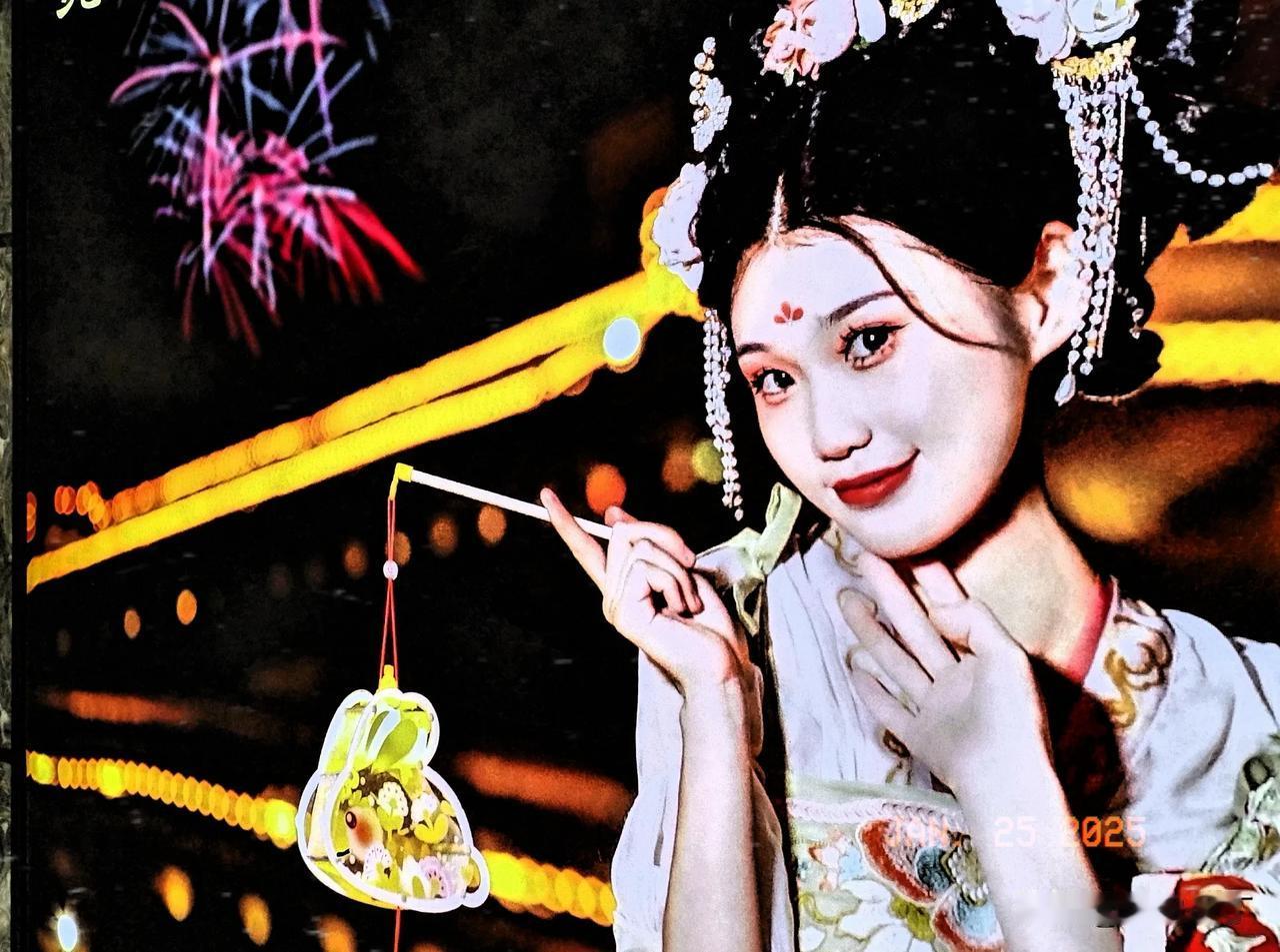九洲万里疆土稳。