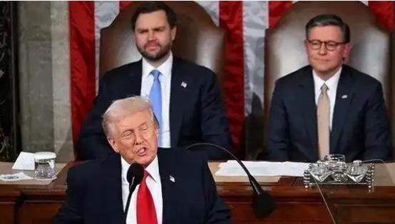 伊朗迎来一个好消息。
 
有专家认为美国基本没戏了，原本气势汹汹的对伊军事动作，