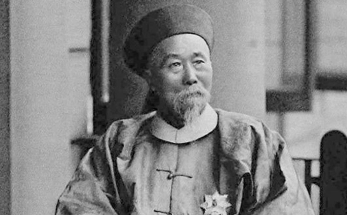 李鸿章到底有多少钱？梁启超：数百万金，换算成现在的人民币有10多亿！李鸿章是整个