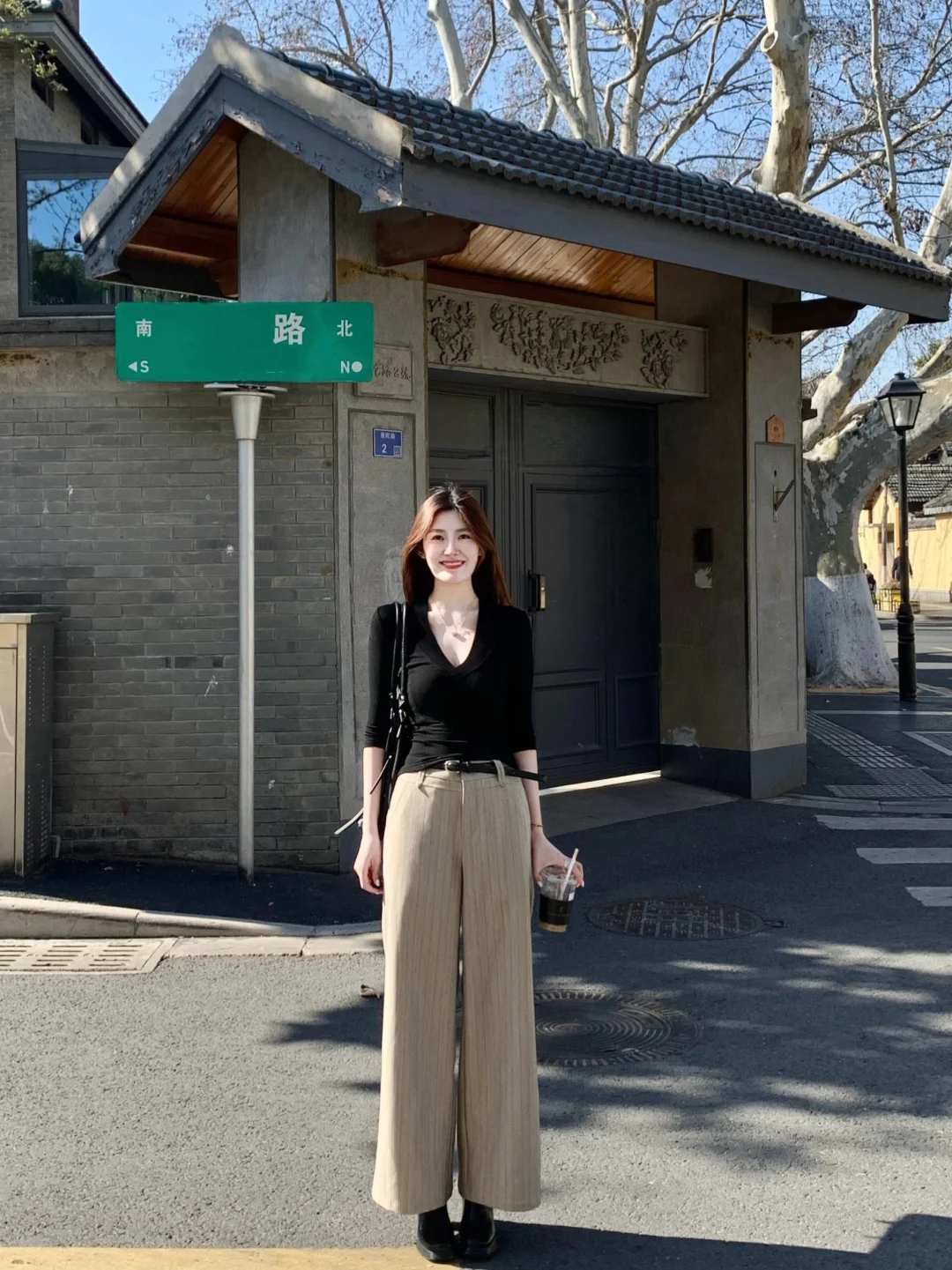 ✨关于我月入8800很会穿极简风🖤……