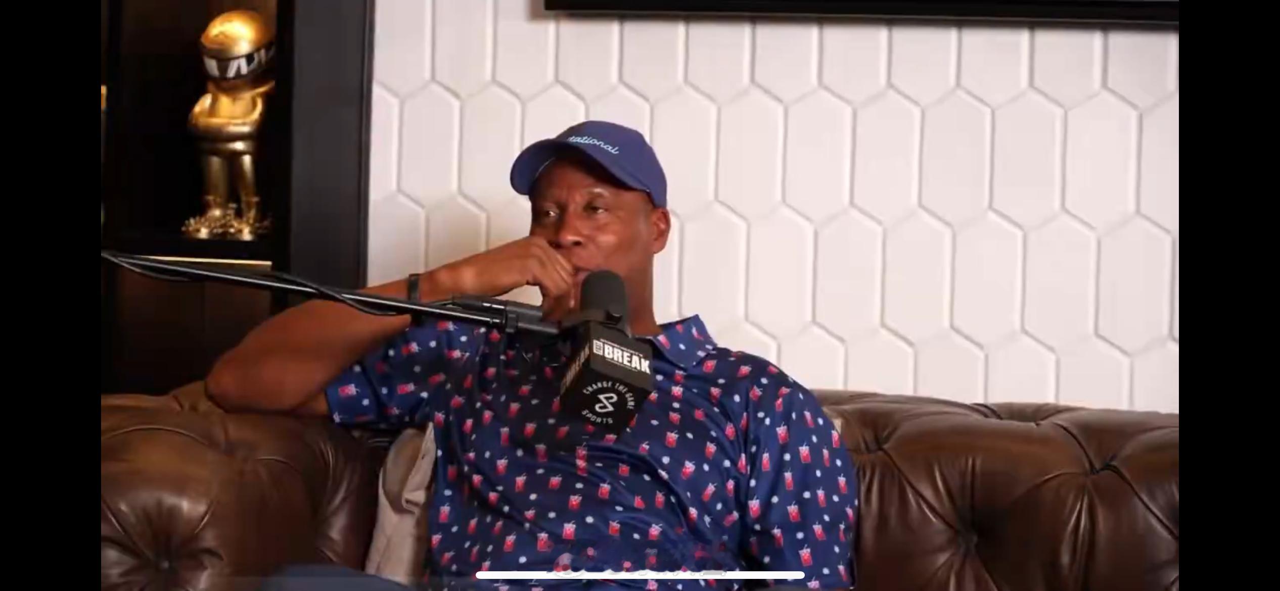 湖人名宿拜伦·斯科特选出的湖人队史最强阵容：魔术师、科比、贝勒、贾巴尔和张伯伦 