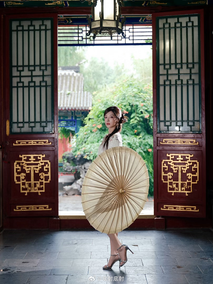 戴燕妮极品玉足