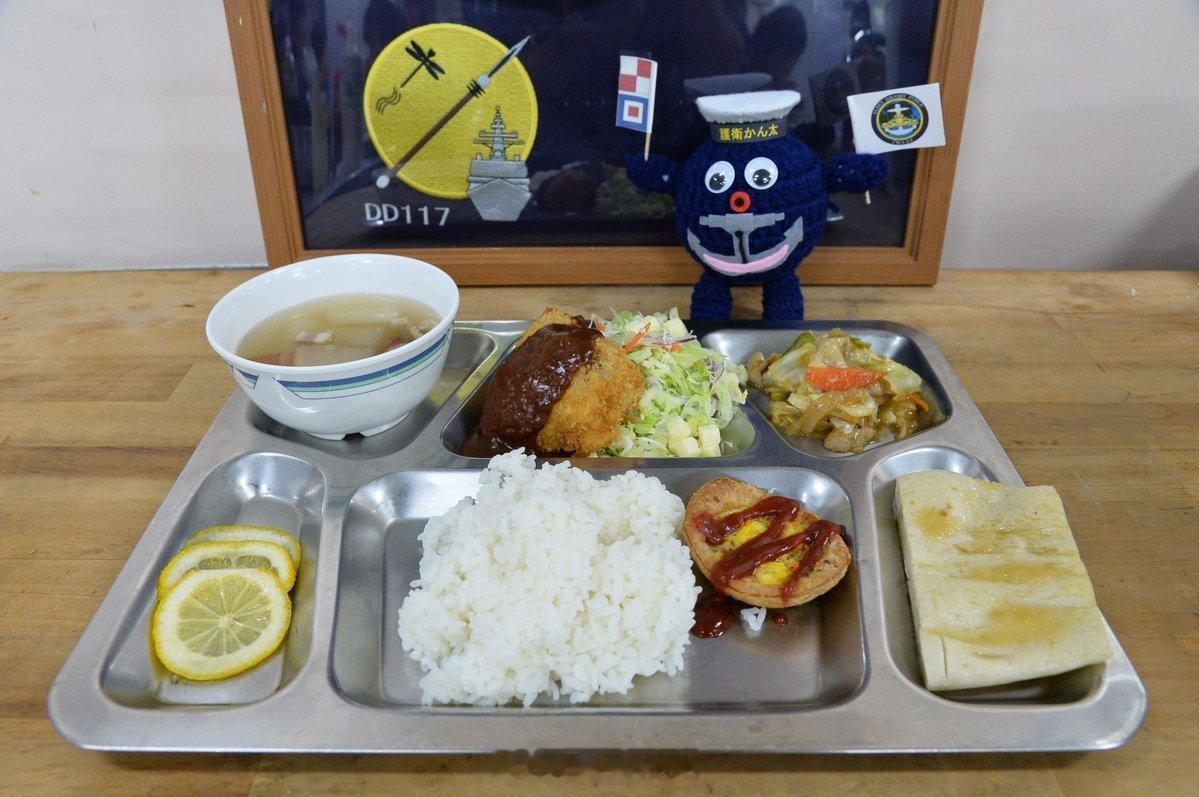 中东局势  图一、图二为日本海上自卫队在亚丁湾执行反海盗任务的时候的餐食，虽然看