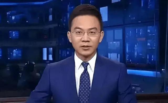 央视主播郎永淳，形象端庄、专业靠谱，深受观众喜爱。然而，一次醉驾，彻底改变了他的