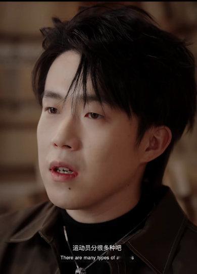 王楚钦说自己更偏向爆发型运动员国乒领军人的自我定位太精准！王楚钦在采访中直言偏爱