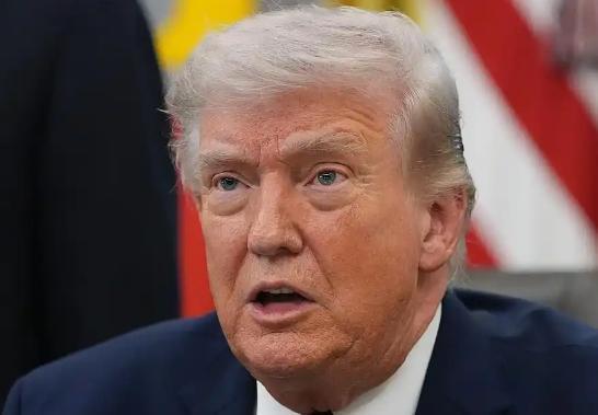 刚要坐下来谈，伊朗这事又被美国拿出来“敲竹杠”？
 
本来美伊之间的谈判刚有点要