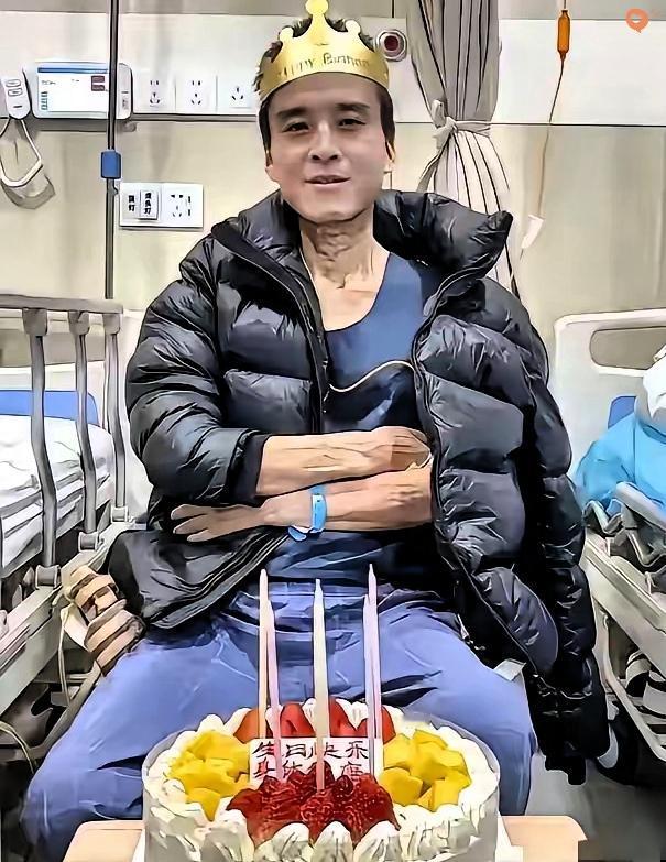 双向隐瞒的父爱，看哭千万人！原来最深的爱，是彼此成全
 
总以为父母的爱，是明目