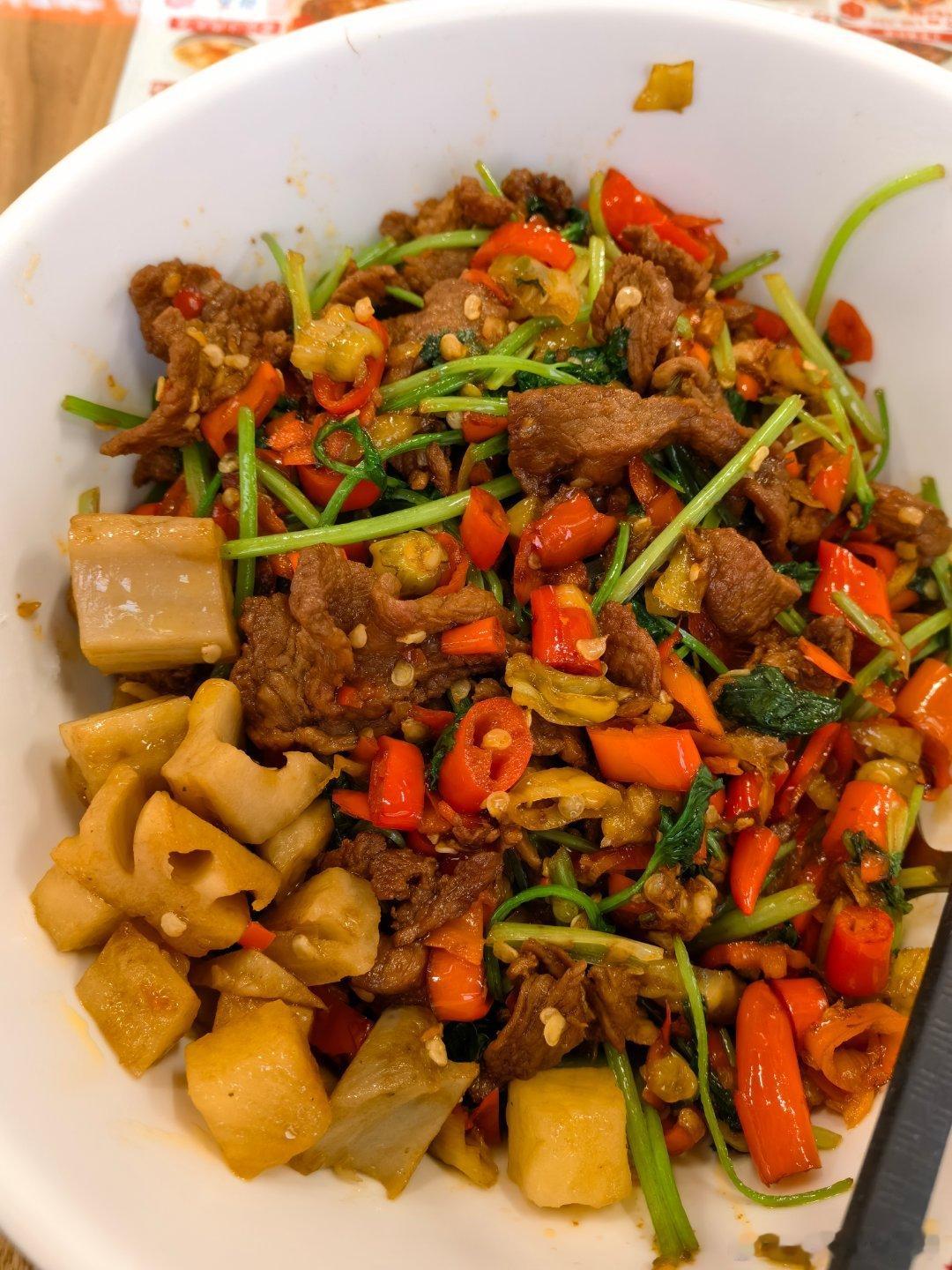 中午吃点红辣椒🌶 ​​​