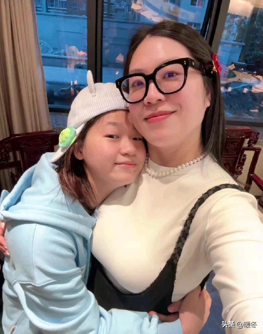 疯了吧！19岁的全红婵，凭啥被人揪着身材骂？还敢扯她家人！
刚过19岁生日的小姑