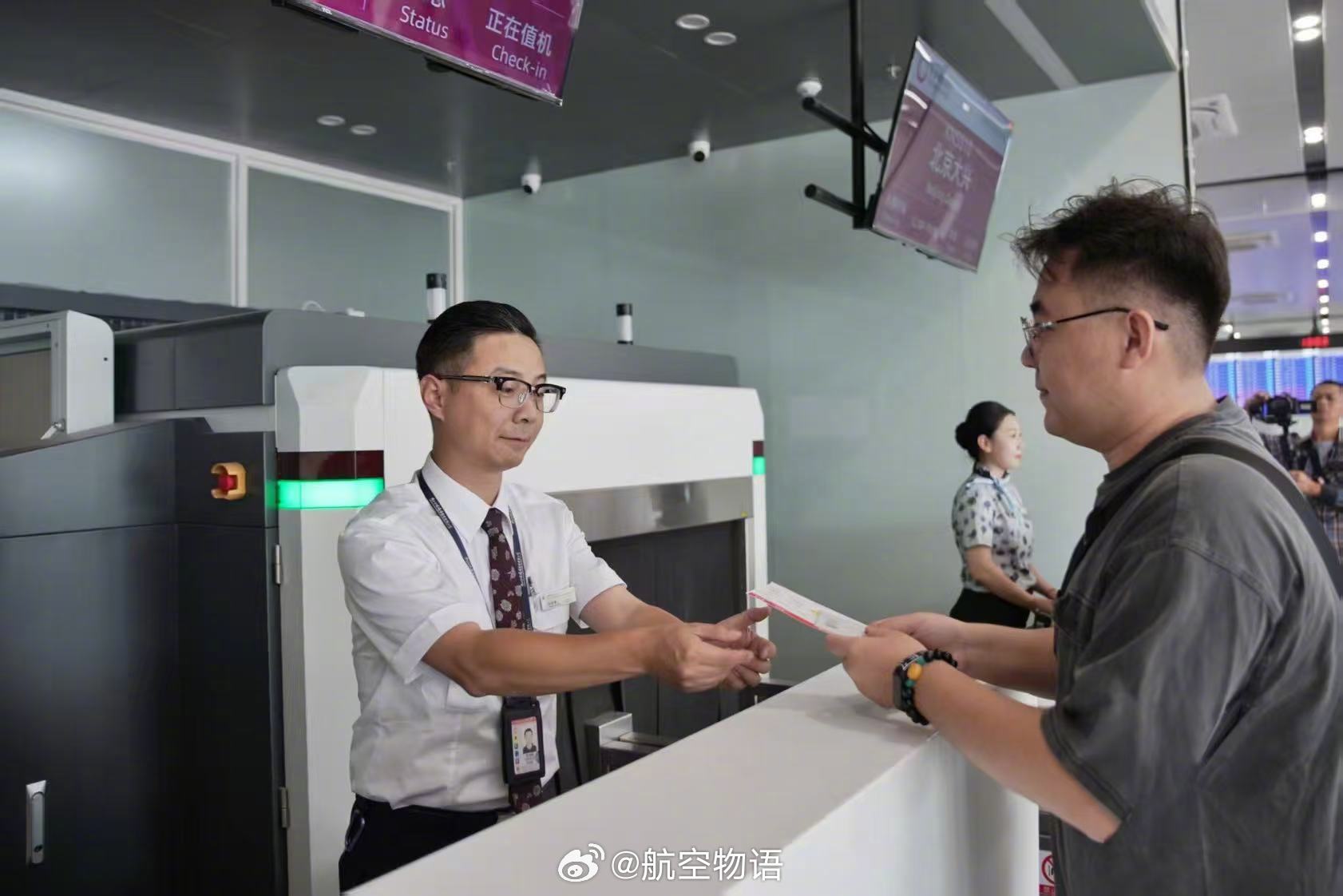 【广州新机场“地主”，佛山人民自己的航空公司，是谁？】答案很简单，自然是目前佛山