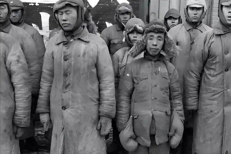 1954年，55名被俘的志愿军战士，选择独前往中立国巴西。他们放弃了回到中国大陆