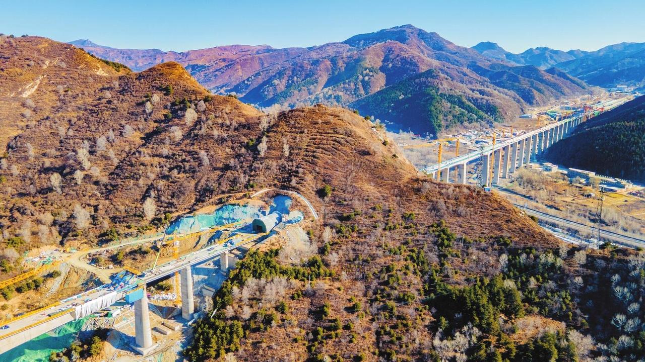 【五台县站→雄安站】票价
雄忻高铁为350km/h 国家级干线高铁，二等座基准运