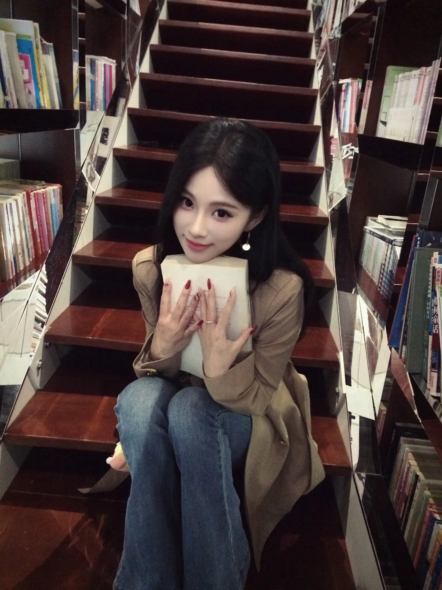 东风吹过玉兰花