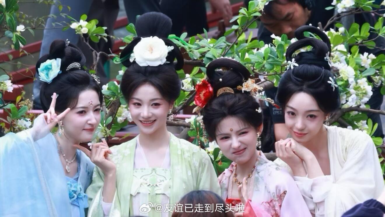 攻玉 好像有点悬，女主鹤男路透被网友吐槽苦相，不如女二 