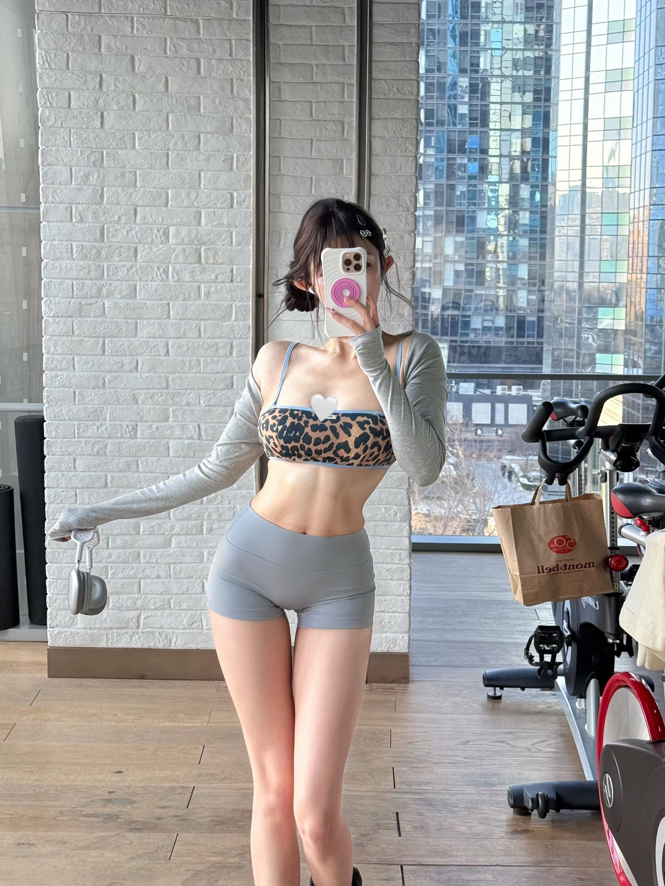 结果属于坚持不懈的人。不属于一时热血的人