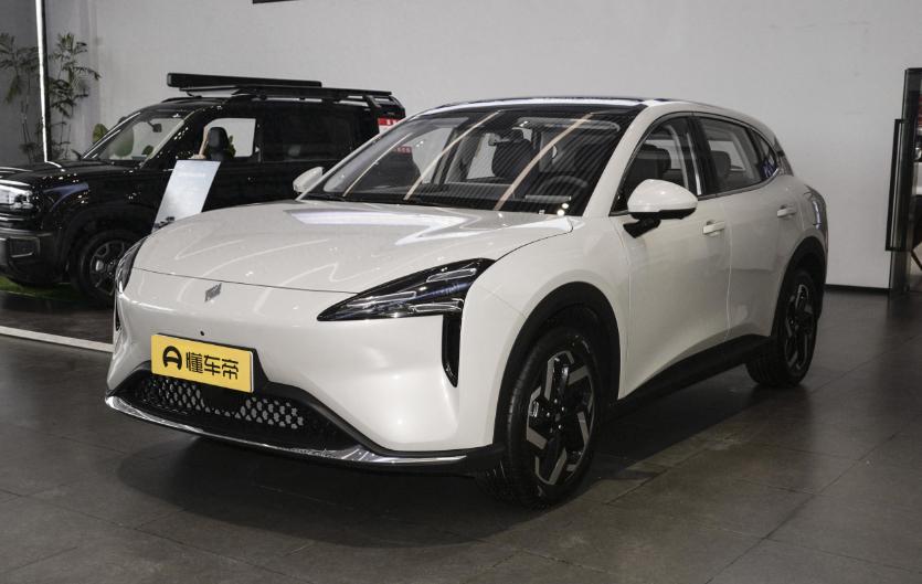 都是热门新能源SUV，2026款宝骏云海和比亚迪元PLUS，该怎么选？
 
预算