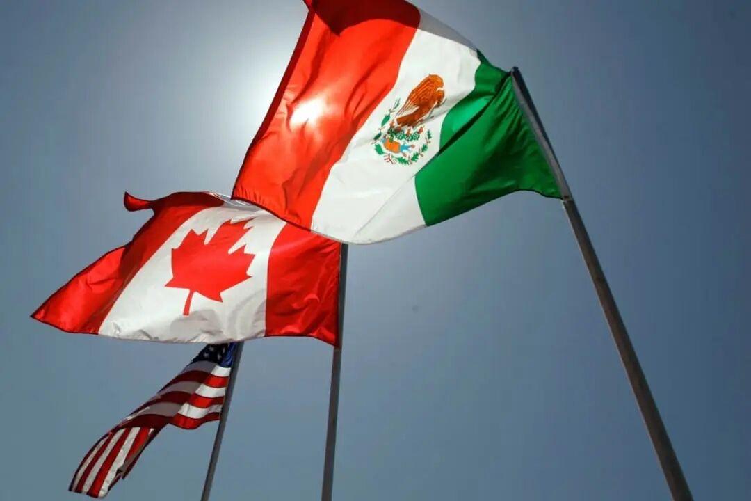 美国和墨西哥周一开始就《美墨加协定》续约进行谈判。此前，美方要求对这项2020年