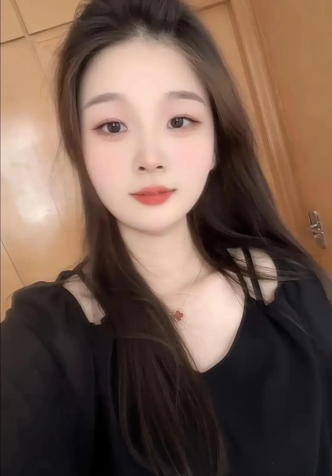 我是一个快40岁的单身女性，我内心对婚姻的渴望愈发强烈。我渴望找到一个能够共度余