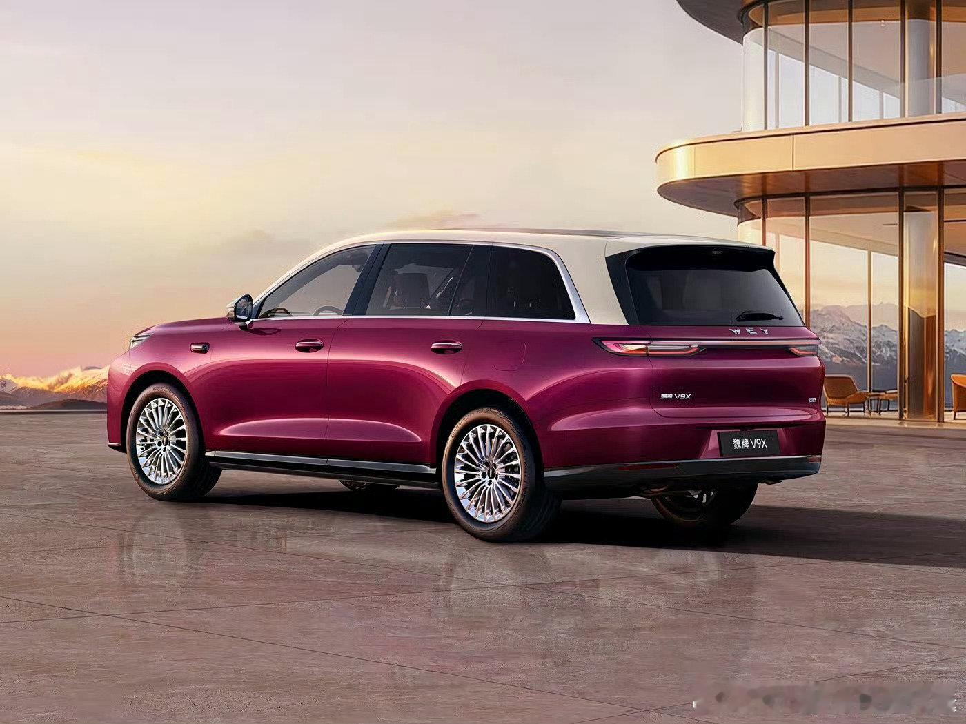 【归元S平台首款车型 】魏牌V9X定位为六座大型SUV，其也是归元S平台打造的首