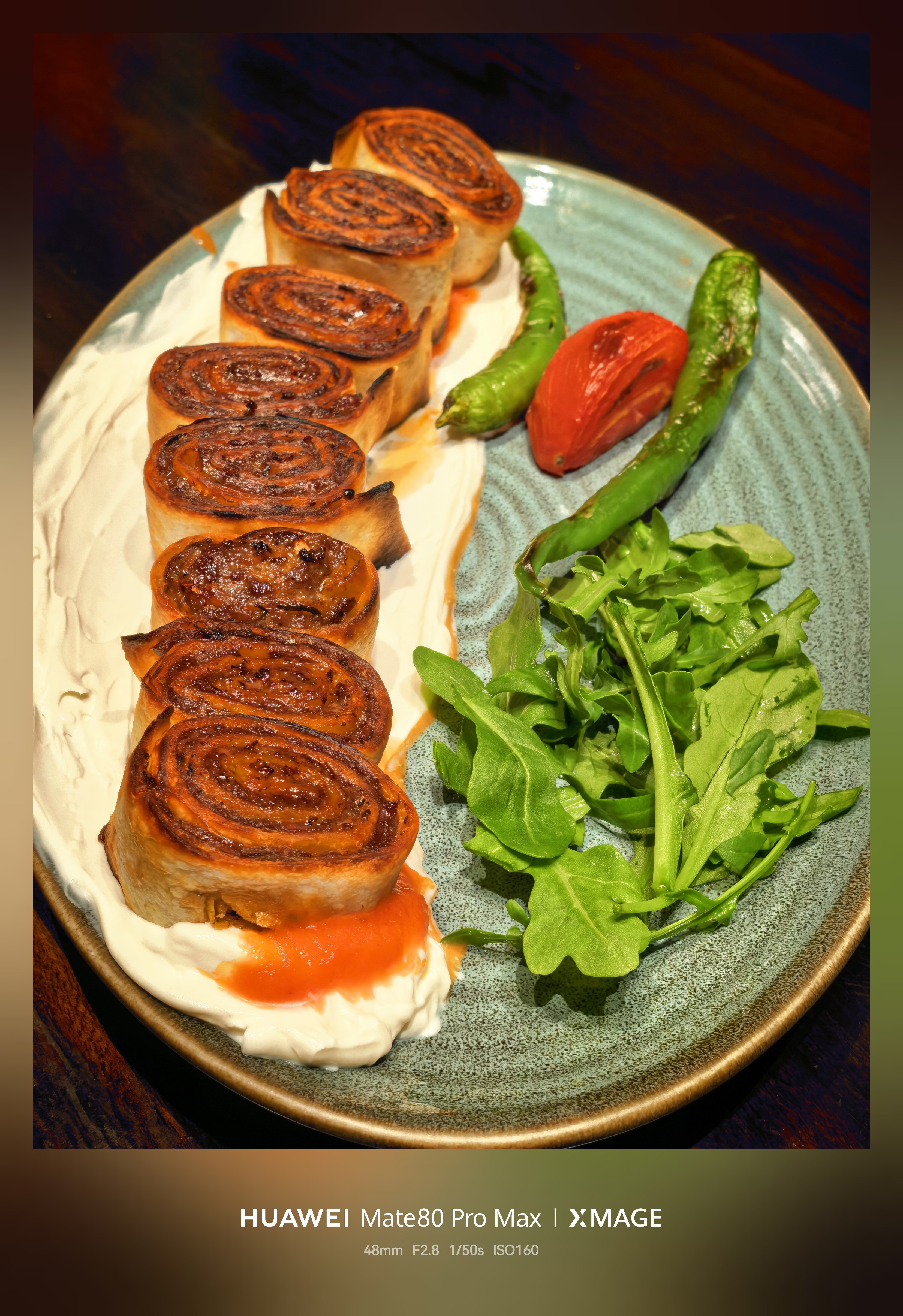 土耳其菜也蛮好吃有点像千层牛肉饼 