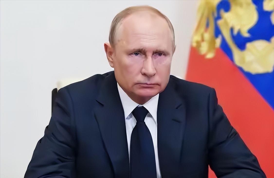 2026.5.20日突发一艘亚洲国集装箱货轮被俄罗斯打击
昨天有一艘亚洲国的货船