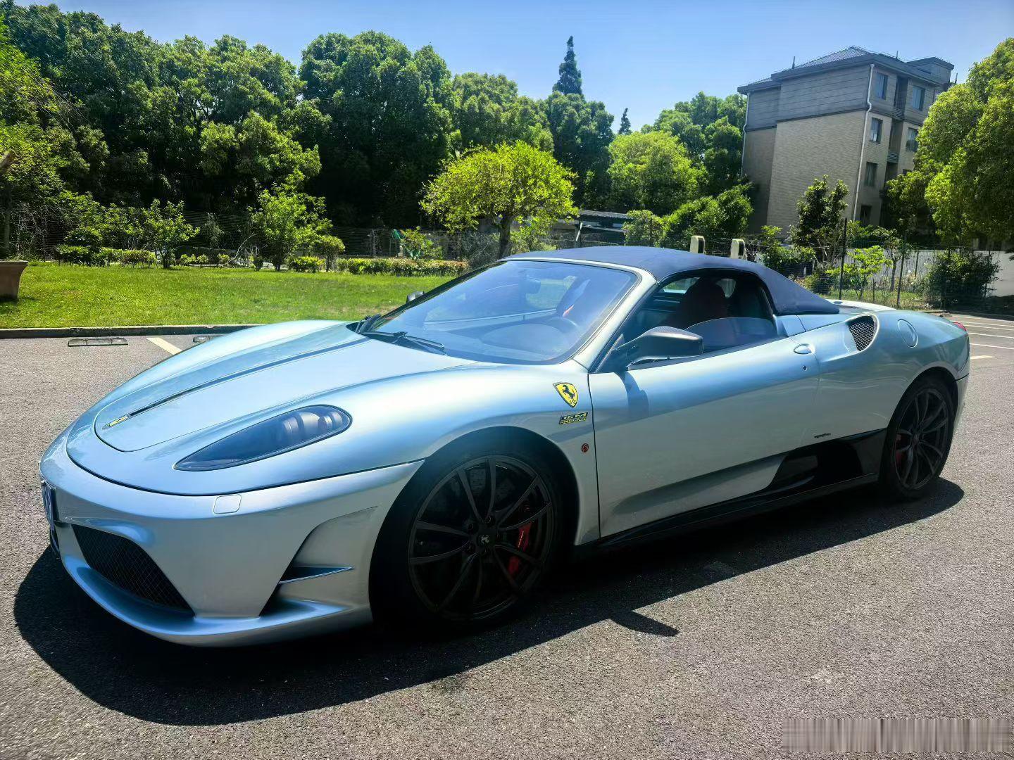 法拉利 scuderia 16M 敞篷、5000km、全球限量499/1、颜色国