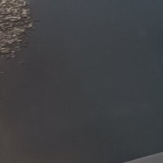 生活没有真正的完美，只有不完美才是最真实的美;生活没有一帆风顺的，只有披荆斩棘才