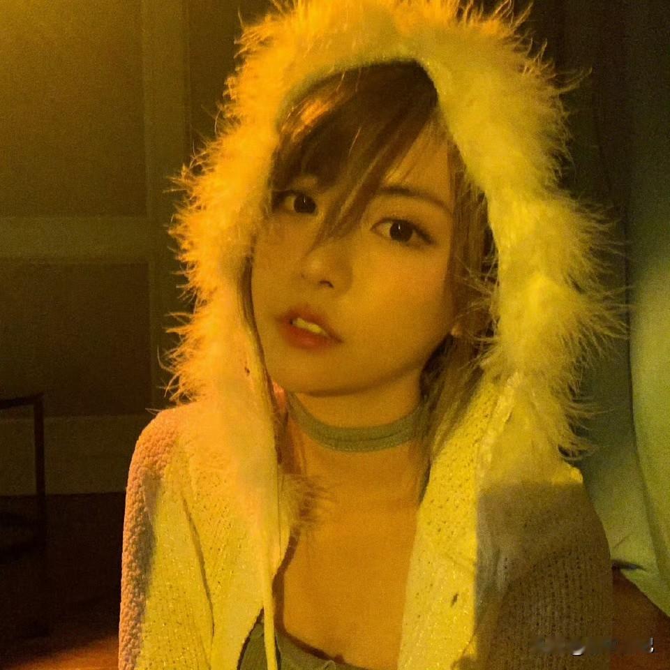 周淑怡自拍
周姐也不错[爱慕]