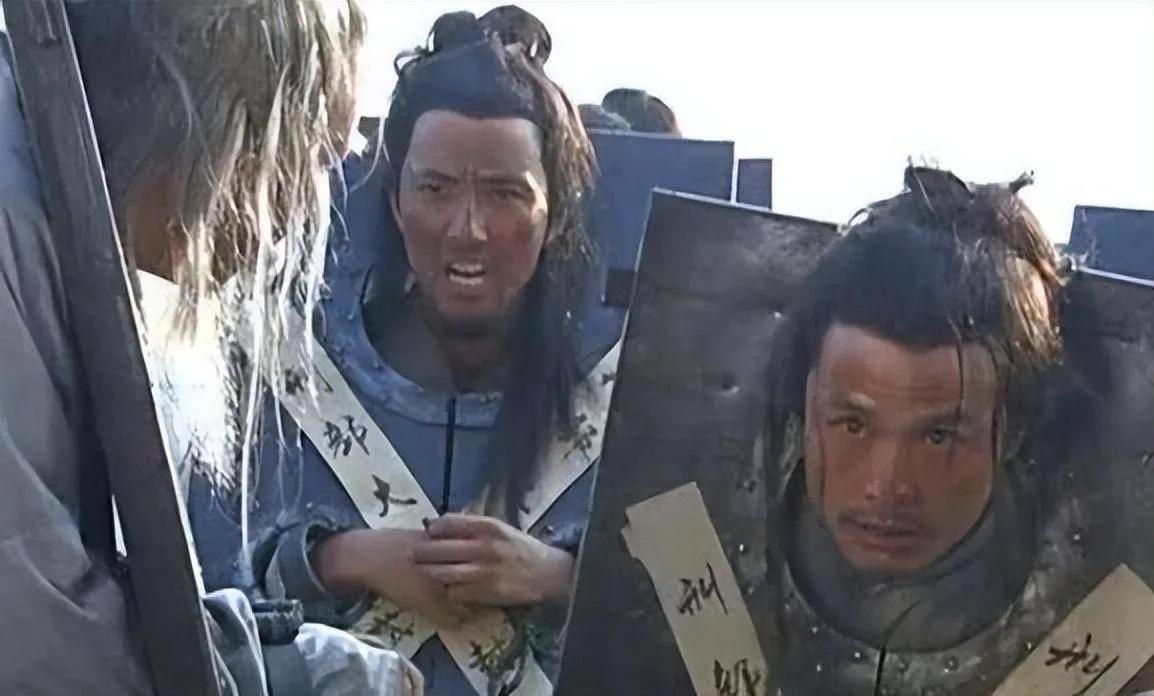 洪武二十五年的春天，南京城里死了一个人。死的不是寻常人，是大明的太子朱标，朱元璋