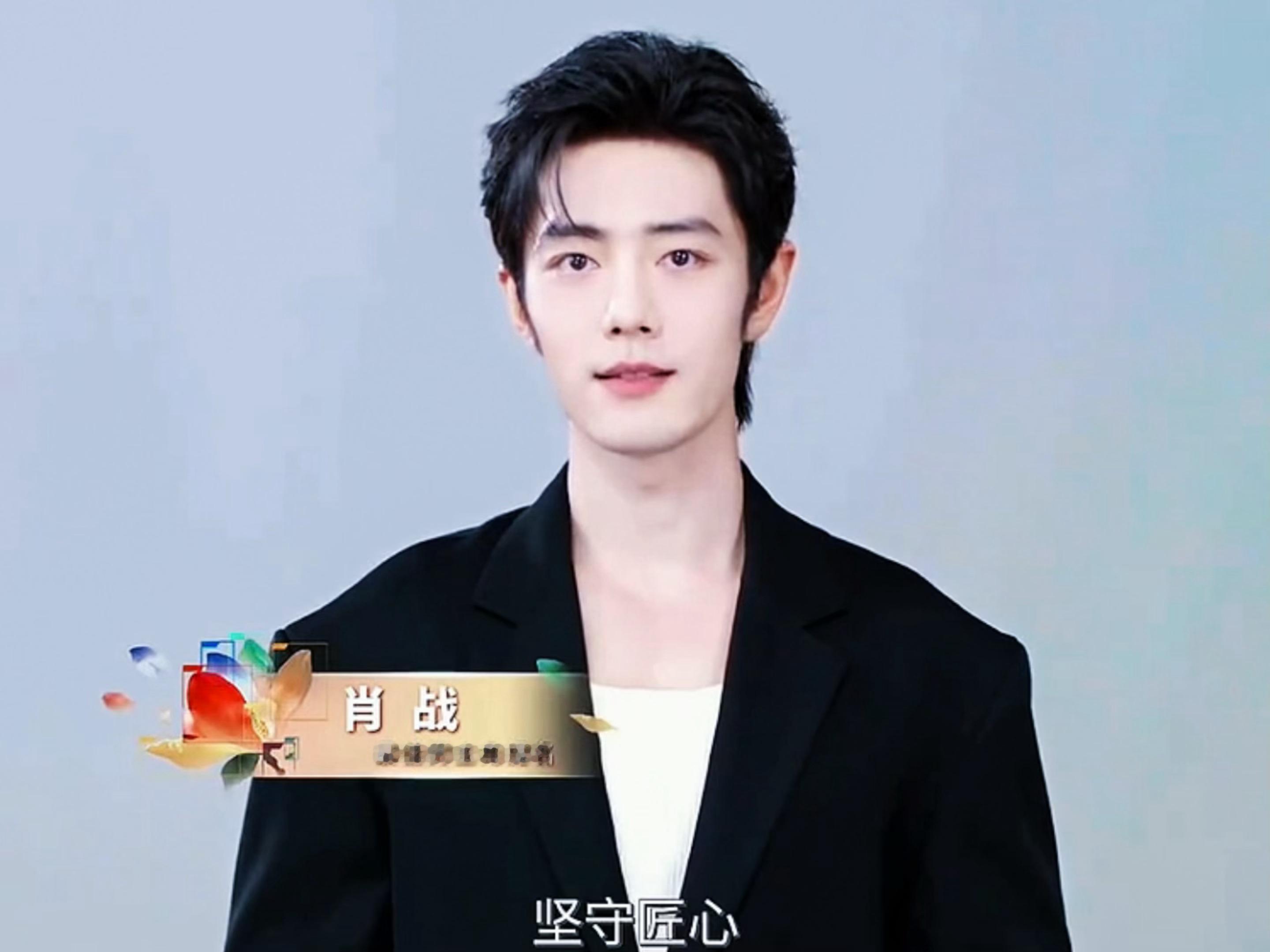 秒的很彻底  感觉玉兰花成精了🥰 