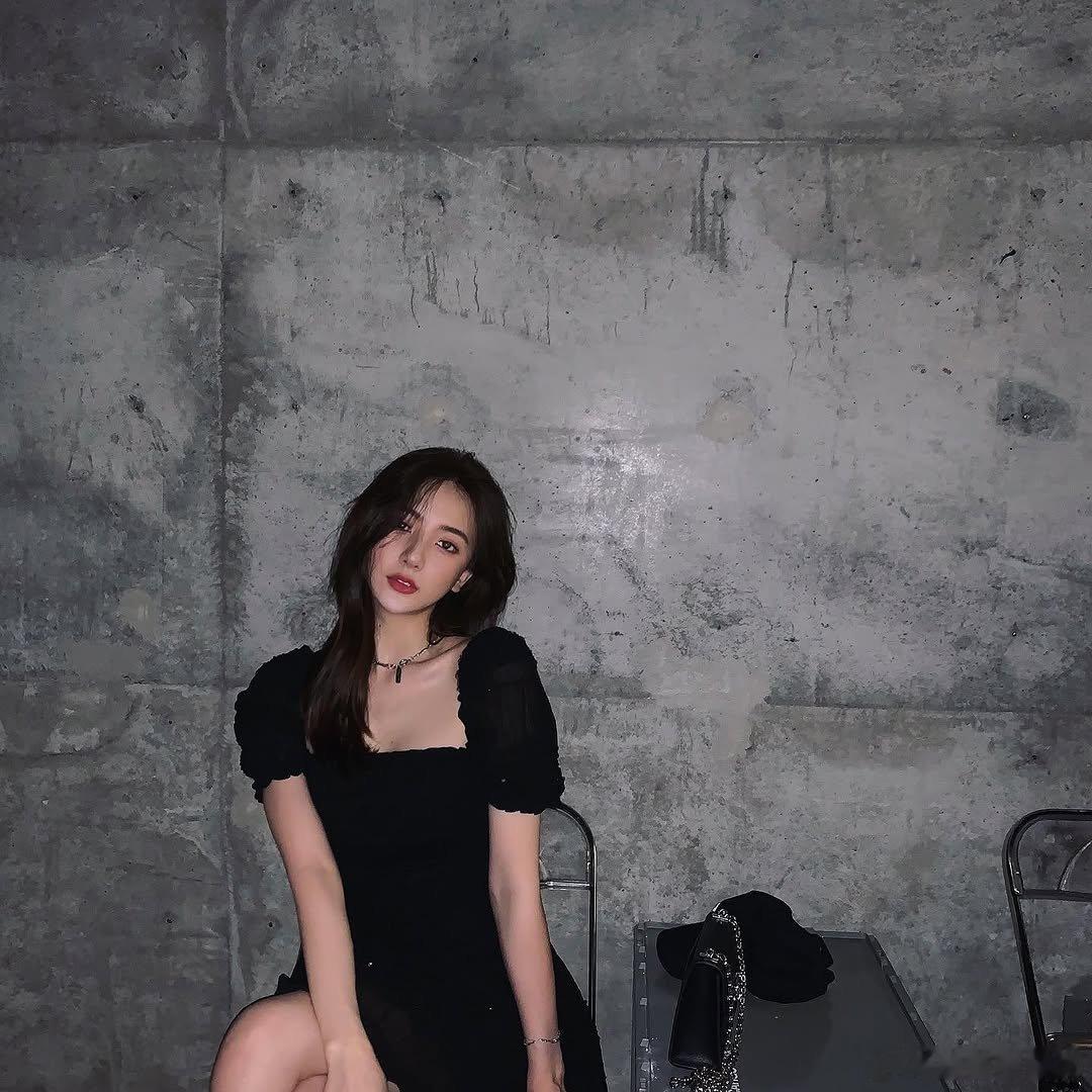 🌑🌑 