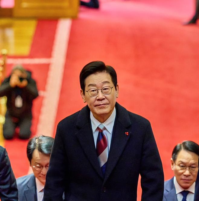 突发！韩国总统李在明下月4日起对中国进行为期三天的国事访问
 
这次李在明来中国